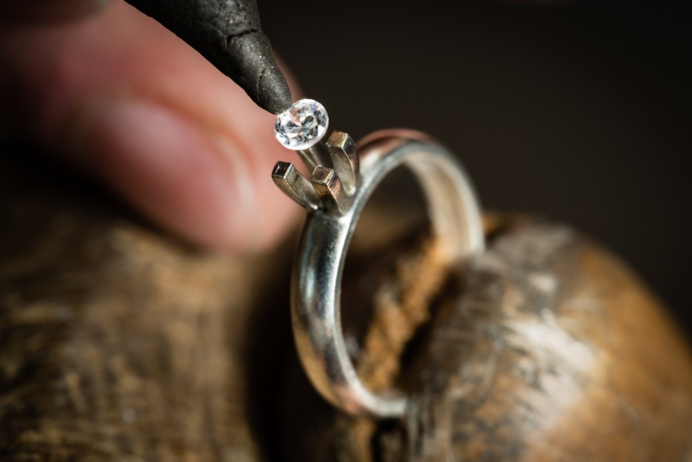 The Parts of a Diamond: 4 Things to Know Before Visiting a Jeweler