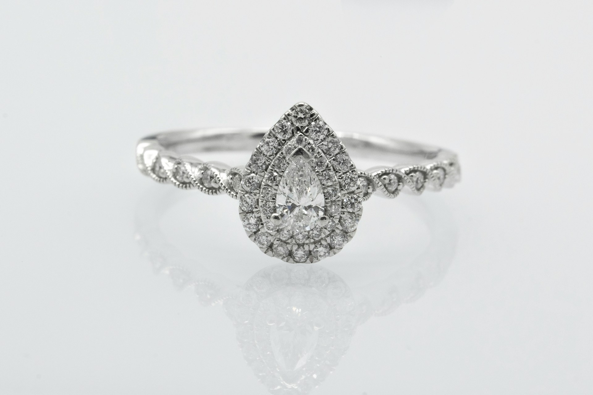 a pear-shaped engagement ring
